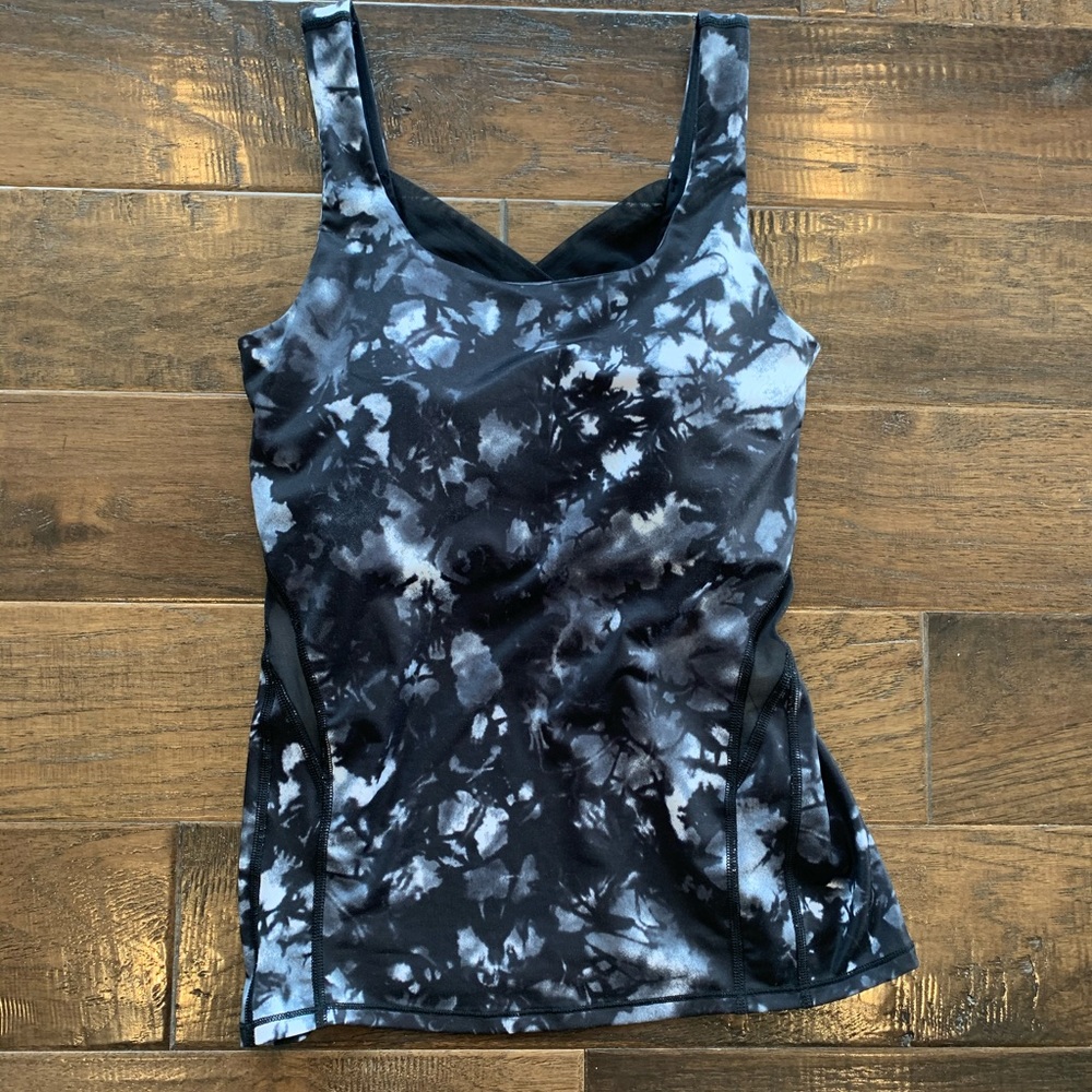 Lululemon Tank